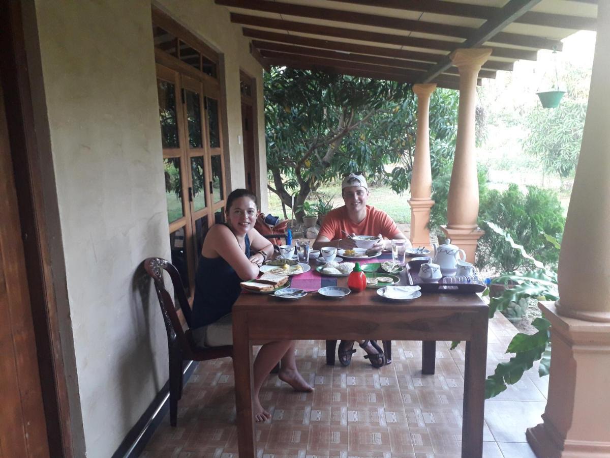Shan Mango Homestay Sigiriya Esterno foto